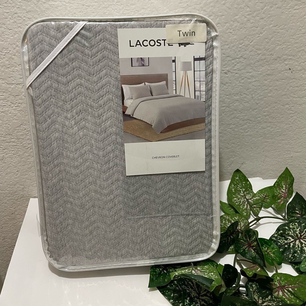 Lacoste Home Cotton Chevron Coverlet Twin Heather Grey $255 NWT